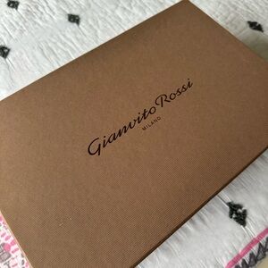 Gianvito Rossi Red Pumps